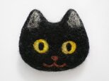 猫顔フェルトブローチ（クロ）の画像