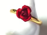 【赤い薔薇の　リング】１０ｍｍ