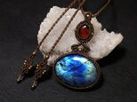 .·˖*✩⡱ラブラドライト × スペサルティンガーネットマクラメペンダント