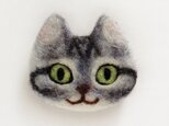 猫顔フェルトブローチ（さばとら）の画像