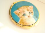 七宝　コンパクトミラー子猫　の画像