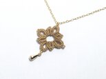 tatting lace necklace 【bronze】の画像