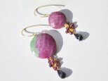 Ruby in zoisite *Pierceの画像