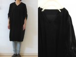 黒　太コール天　浅Ｖネック　オーバーOP