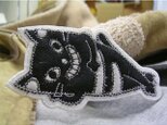 ★黒猫が寝ている★アップリケ刺繍ワッペン2の画像
