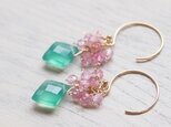 グリーンオニキスのブーケピアス（14kgf）/イヤリングの画像
