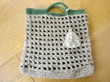 グリーンの持ち手の麻BAG　タッセル付き♪