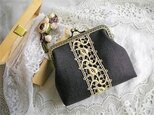 アンティーク刺繍レース&パープルリネンがま口角１２