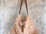 chiffon frill bag (pink beige)の画像