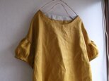 リネンパフ袖ブラウス