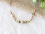 Beige-Green Nature Short Necklaceの画像