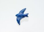 陶器ブローチ　ツバメ(コバルト)の画像