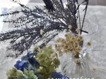 m様へ　ブルー・ホワイトの花材の画像