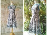 (M)フレンチ シック 南国 ボタニカル バナナ・モンステラ リーフ クラシカル ドレス ワンピースの画像