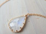 K14GF rose cut moonstone necklace