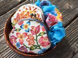 ブーゲンビリアとデイゴ 手染め がまぐち Bingata coin purse "Okinawan flower"の画像