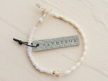 M様オーダー品　白サンゴ×フランスアンティークglassbracelet（shizuku)の画像