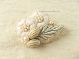 Brooch　レース　花　葉っぱ（K0587)の画像