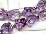 大粒ラベンダーアメジストとシルバービーズネックレス