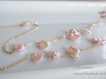 花びらパールのロングネックレス