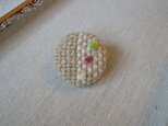 手織り　麻糸ブローチ　丸・小１の画像