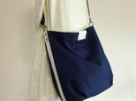 帆布の楕円底ショルダーバッグ（紺色×白革）☆受注製作☆