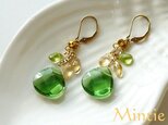 グリーンクォーツとペリドット　緑香のピアス