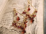 ピアス・Oriental Red【メール便送料無料】の画像