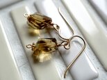 ビアクオーツの1粒ピアス(ゴールド金具)の画像
