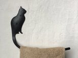 ネコの横顔タオルハンガーの画像