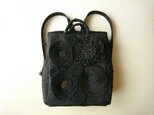 [T様商品]black ribbon flower daypackの画像