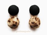 ブラック×レオパードファー◆チタンピアス【イヤリング変更可】
