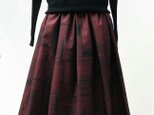 大島紬のリメイクスカートの画像