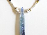 n0521　カイヤナイト×ナガ族のビーズNecklace