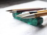 【再販】ガラス製　書道具　筆置き　筆架「千鳥・青海波」　の画像