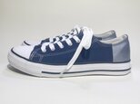ネイビー x シルバーのローカットスニーカー22.5cm〜30.0cm 踵色セミオーダー