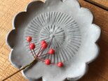 花の小皿の画像