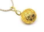 フラワーオブライフ 球状（籠目）・メビウスの輪　ヘンプ ネックレス（金色）（生命の花/神聖幾何学）の画像