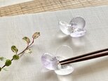 ガラスの箸置 / 水の花・紫色の画像