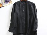 f112820　大人の愛され服　立て襟シャツ　コットン100％　ブラック