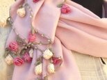 レースの薔薇付き パシュミナストール「ローズ」ベビーピンクの画像