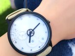 ユニセックス セコンドギア腕時計 ホワイト<q-006>の画像