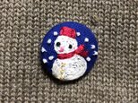 【受注製作】ビーズ刺繍の包みボタンブローチ ☆雪だるまの画像