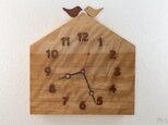 小鳥が屋根で見守る可愛いインテリア掛け時計【クオーツ時計】の画像
