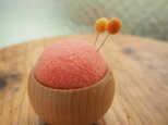 ピンクッション　羊毛　こんもり針山　（サーモンピンク）