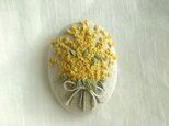 〈受注製作〉刺繍ブローチ mimosa bouquet ②の画像