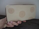 革財布『ぐるぐる』(クリームイエロー×オレンジ)ヤギ革の画像