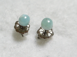（１点もの）小粒ラリマーのスタッドピアス（4mm・チタンポスト）