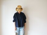 Linen gather blouse LADY'S NAVYの画像