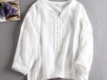 f8053106コットンとシルク生地　着心地よいシャツ　ブラウス　通勤にも　ホワイト